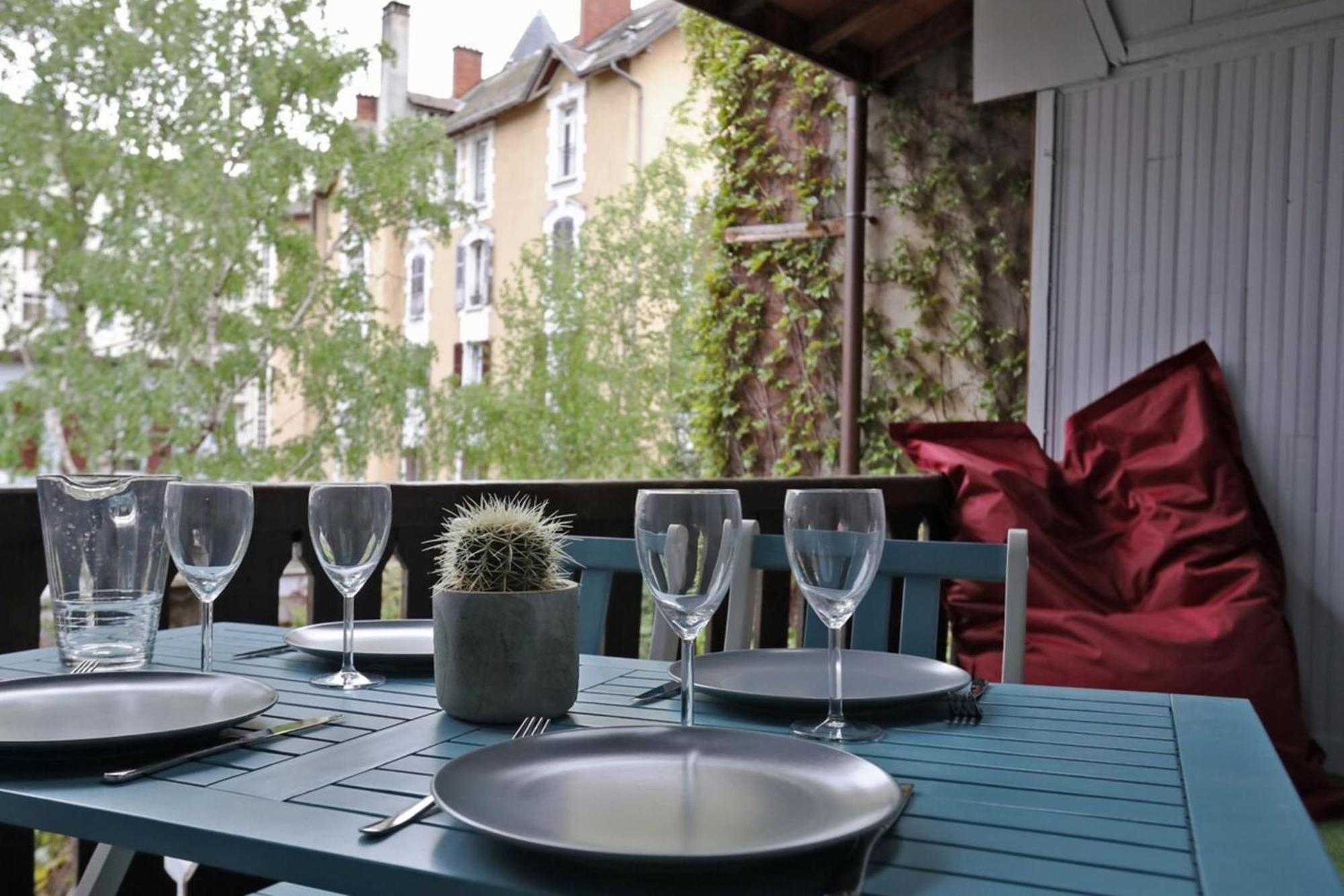 55 M2 Apart With Big Terrace In Annecy Downtown Exteriör bild
